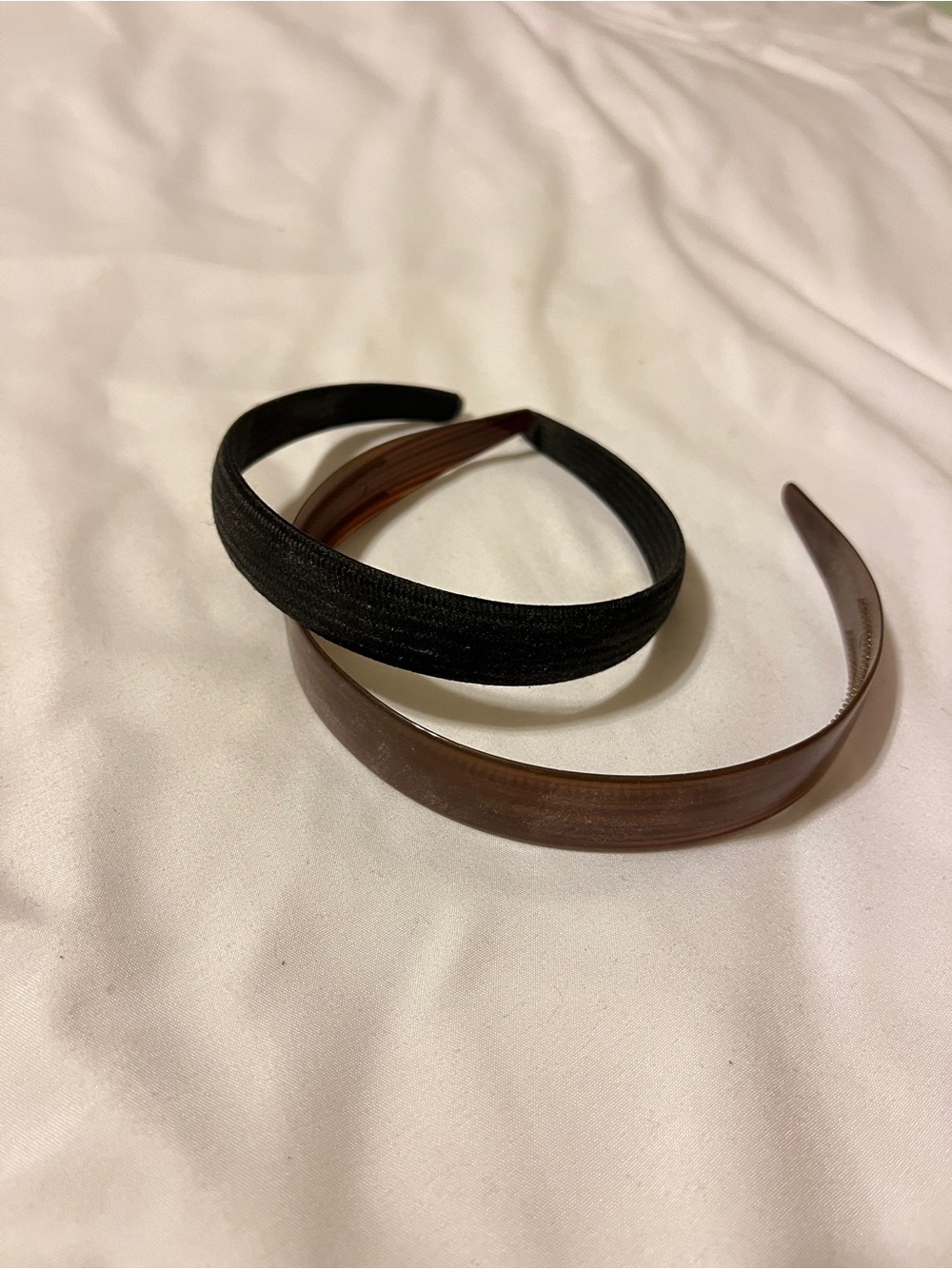 Set of 2 Plastic & Fabric Headbands Brown Black Teeth Hair Accessories